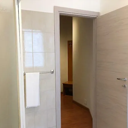Traiano 28 דירה *