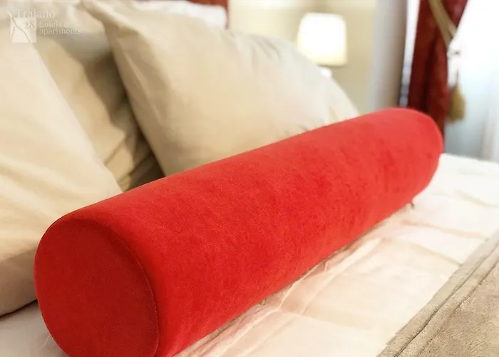 Apartman Traiano 28 *